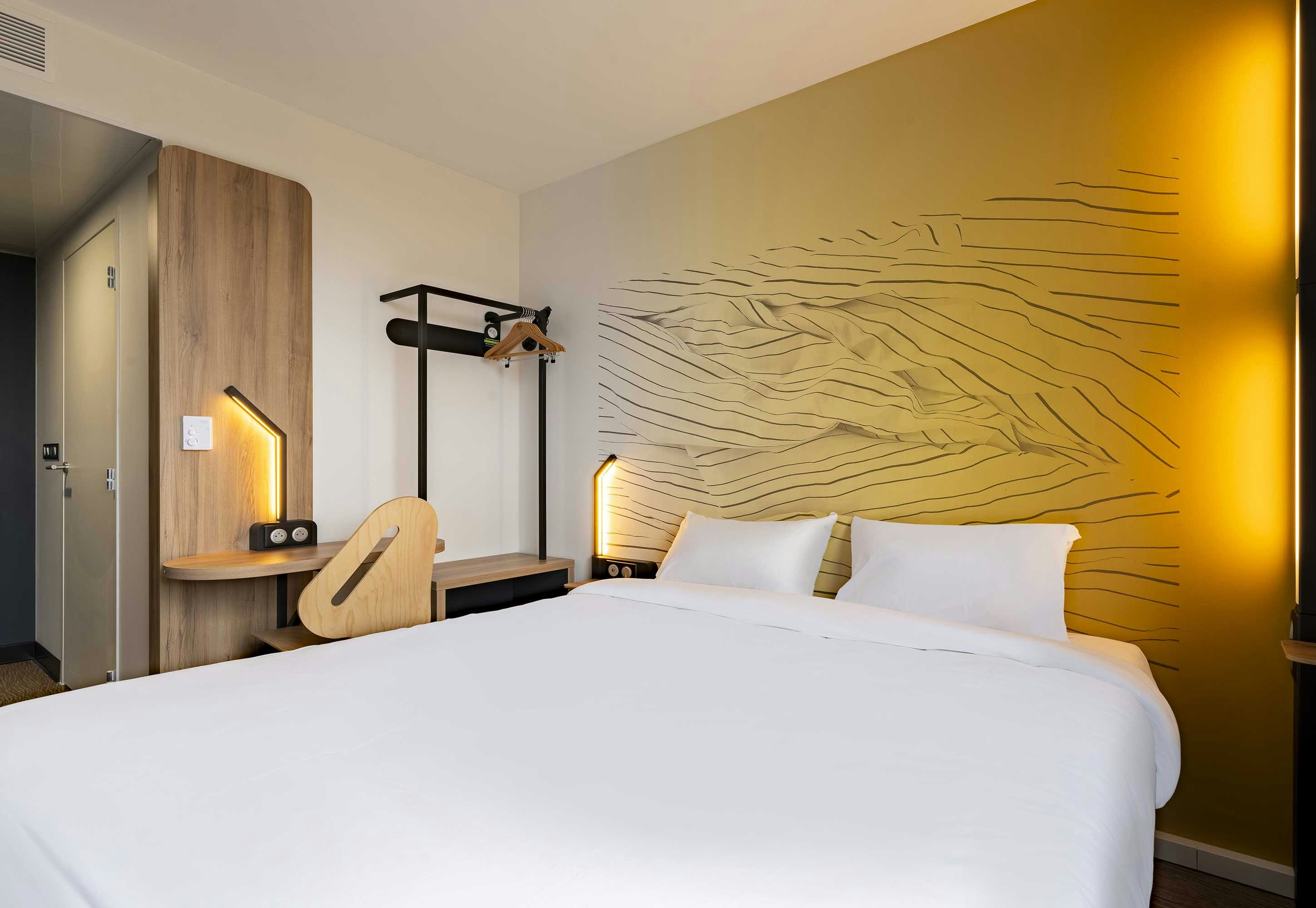 B&B HOTEL Valenciennes Onnaing 10/26