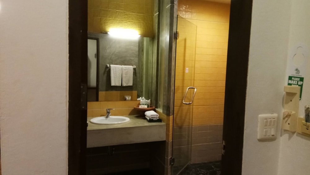 Golden Pine Beach Resort and Spa 60/61