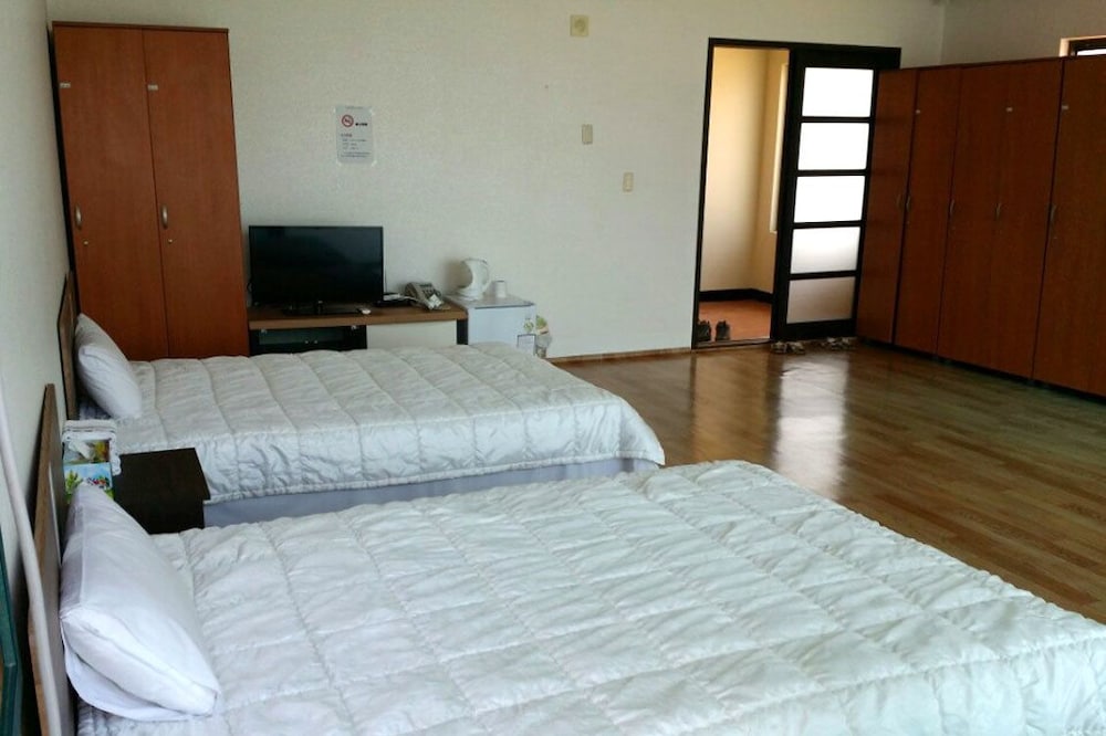 Geomunoreum Hostel 14/50