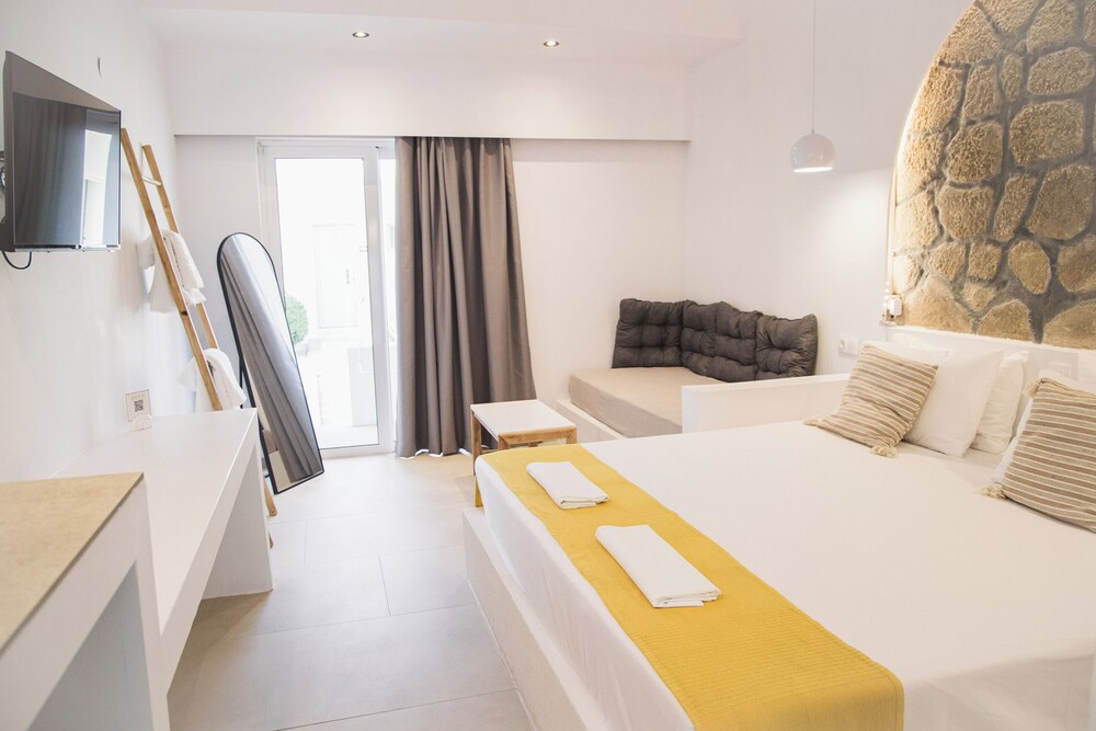 Ladiko Inn Hotel 17/62