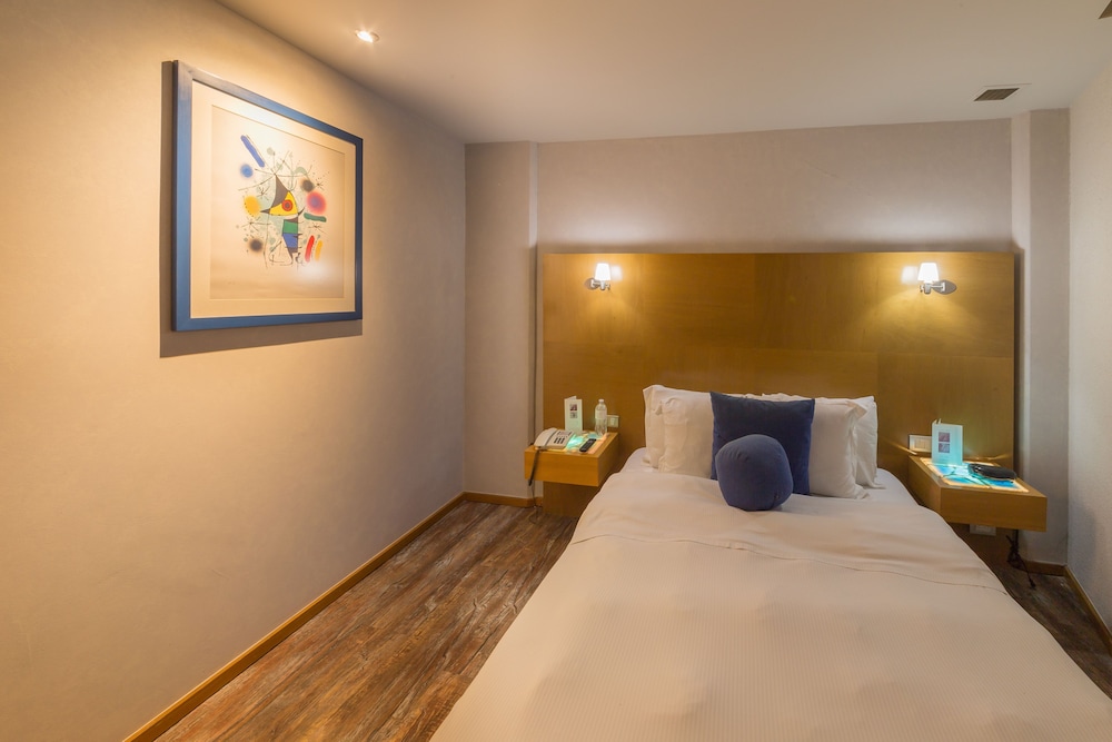 Suites Contempo 10/64