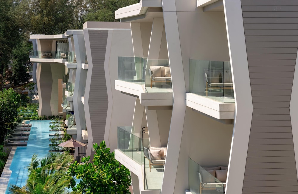 Radisson Blu Resort, Phuket Mai Khao Beach 5/50