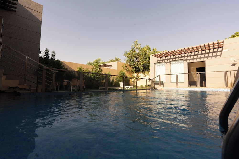 شاليهات ذا كورنر(The Corner Chalets) 25/26