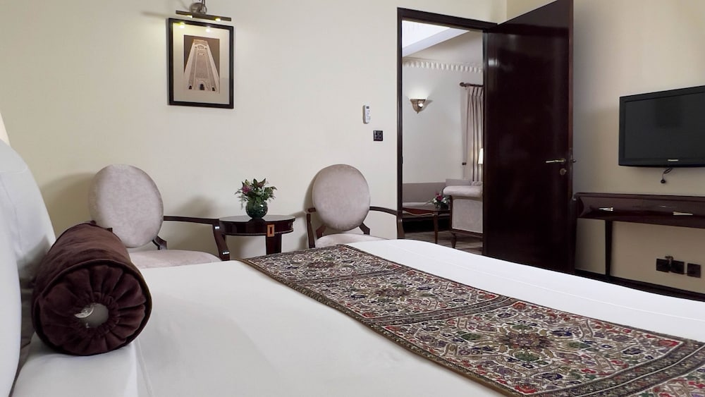 Heritage Luxury Suites - The Moor 27/65