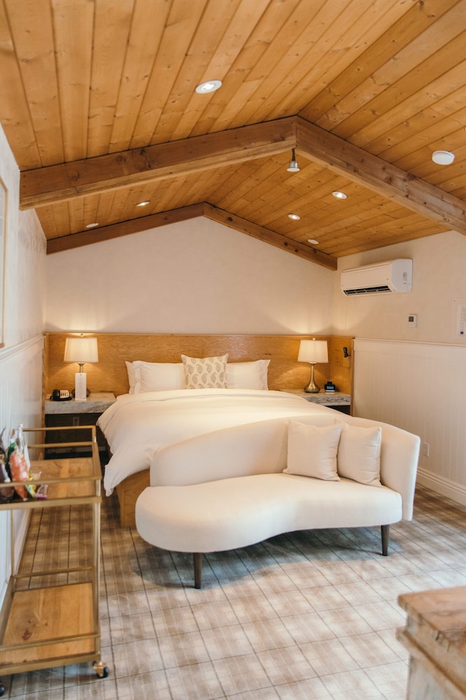 Calamigos Ranch Resort & Spa 25/70