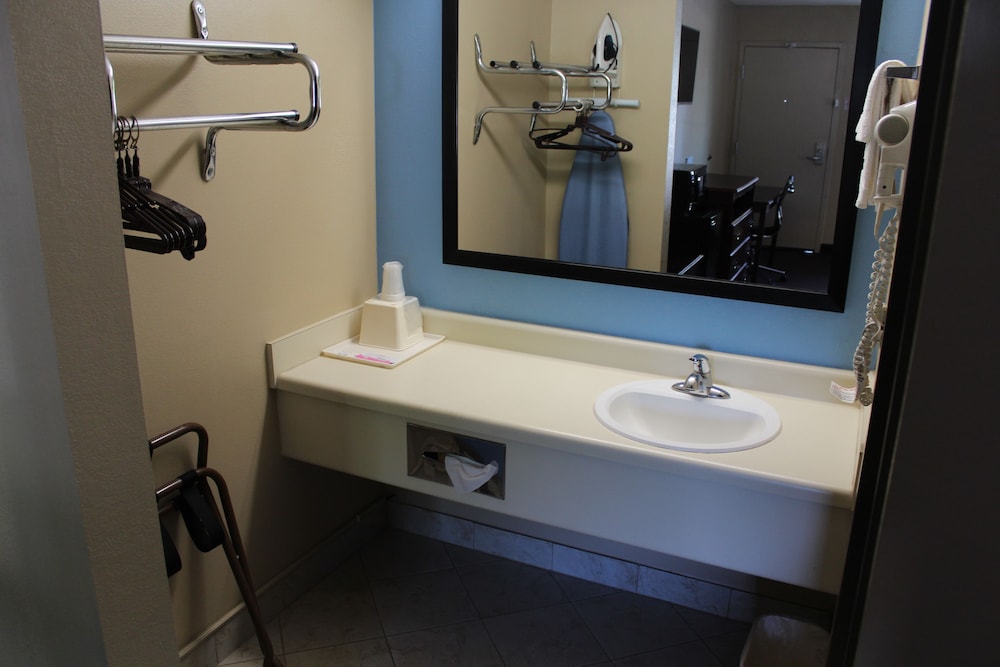 Motel6 Oklahoma City, OK - Frontier City 26/55
