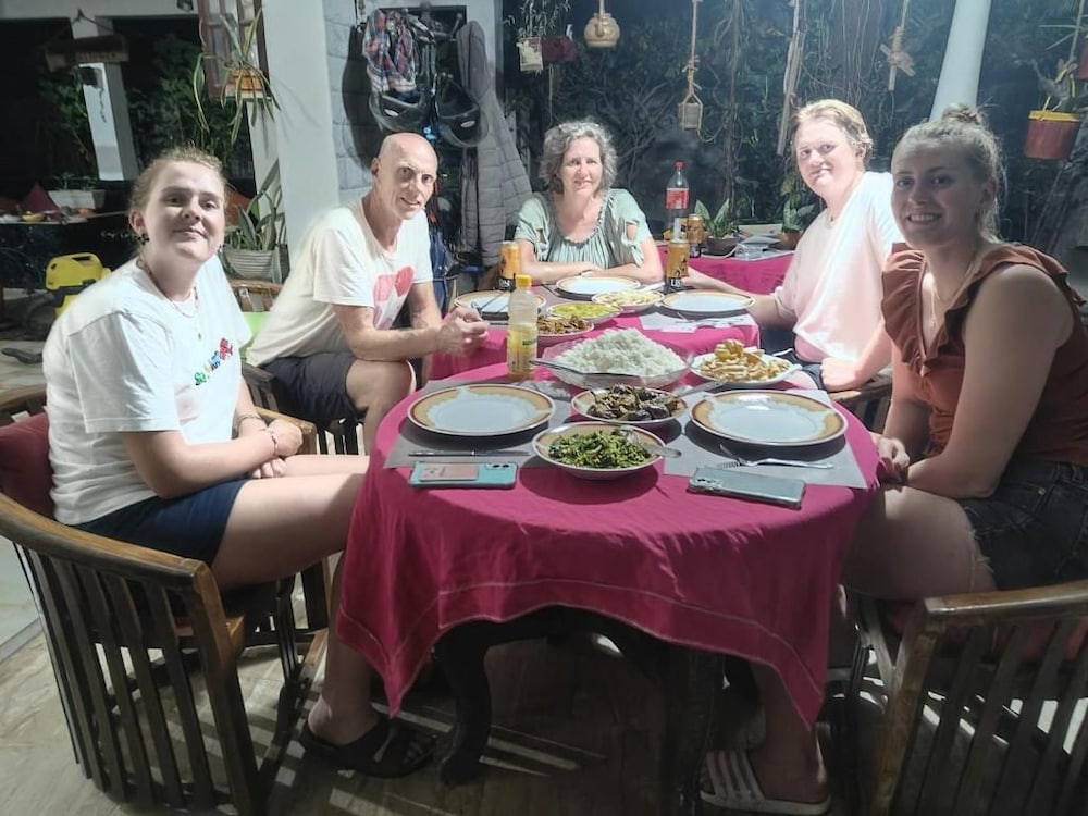 Rock Cascade Home Stay 35/50