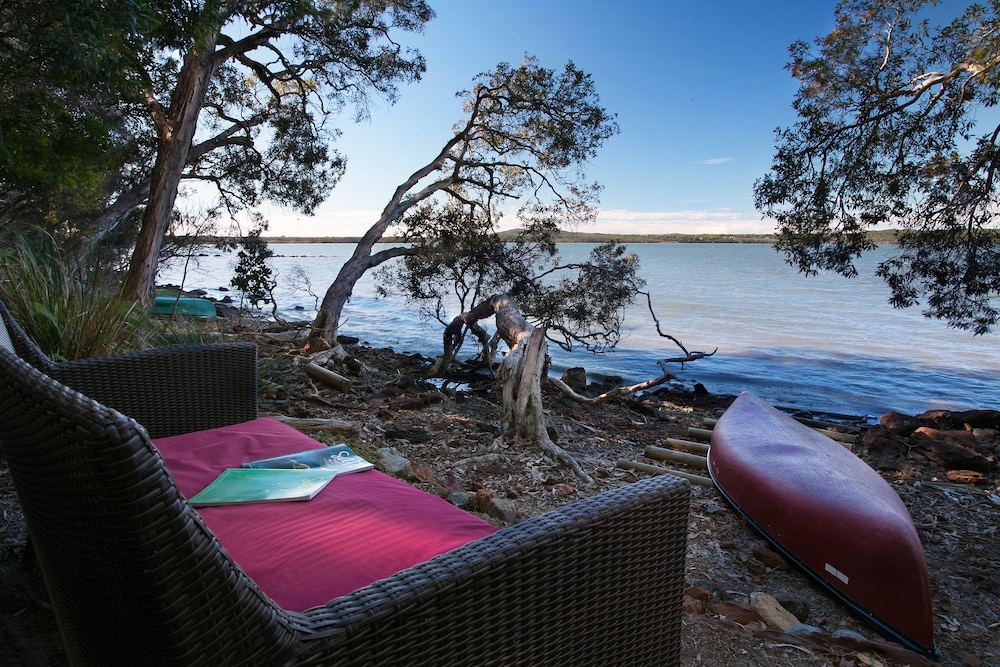 EUMARELLA SHORES NOOSA LAKE RETREAT 37/65