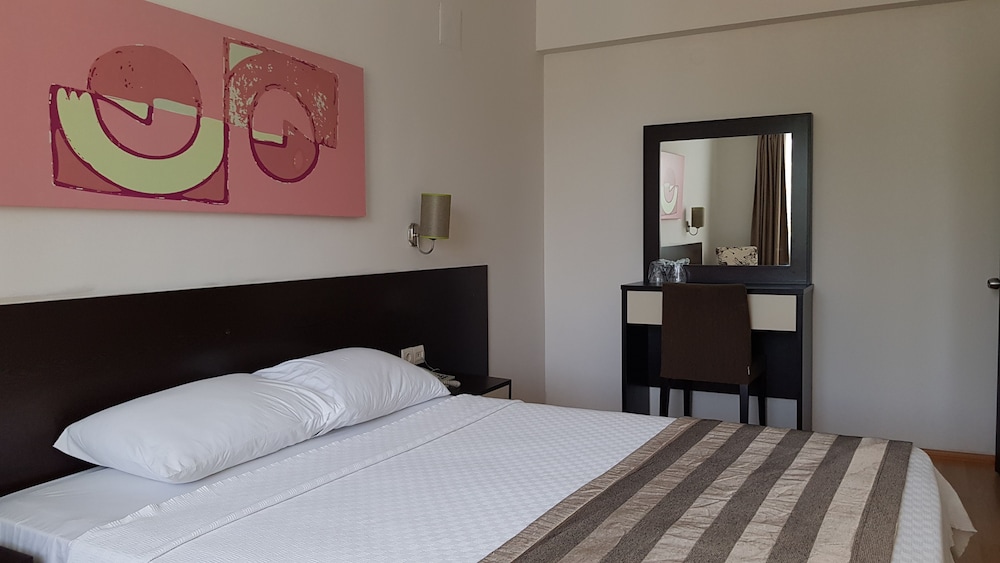 Troas Beach Hotel 19/59