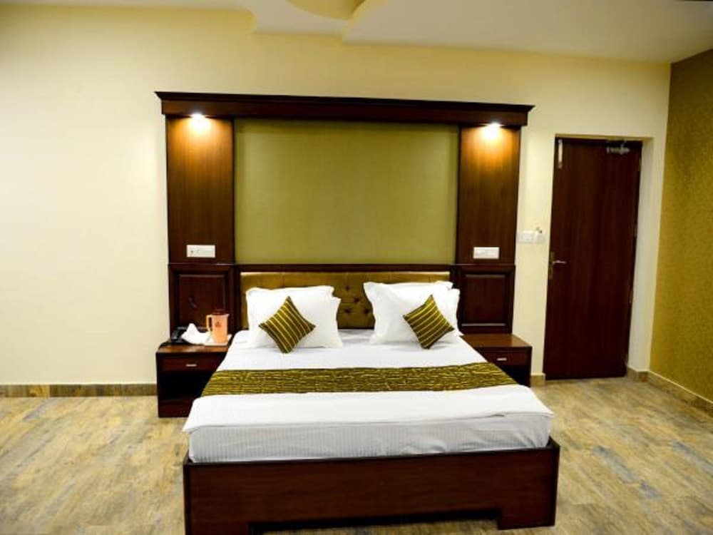 Hotel Anurag 9/30
