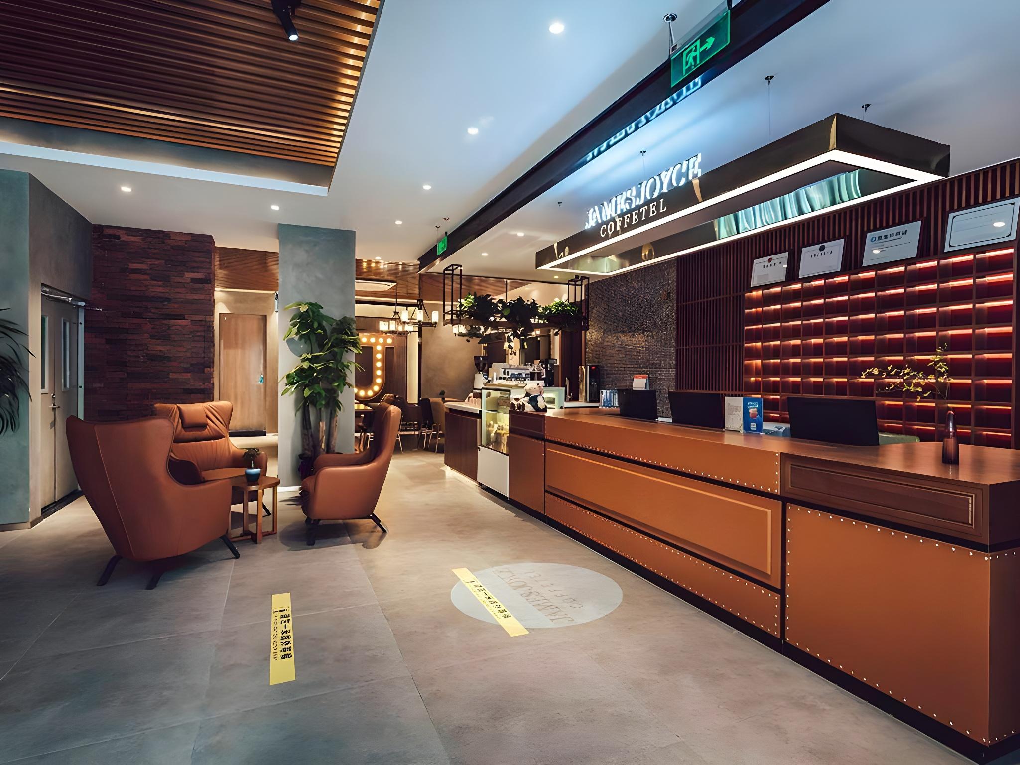 James Joyce Coffetel (Beijing Daxinghuangcun Zaoyuan Subway Station) 15/46