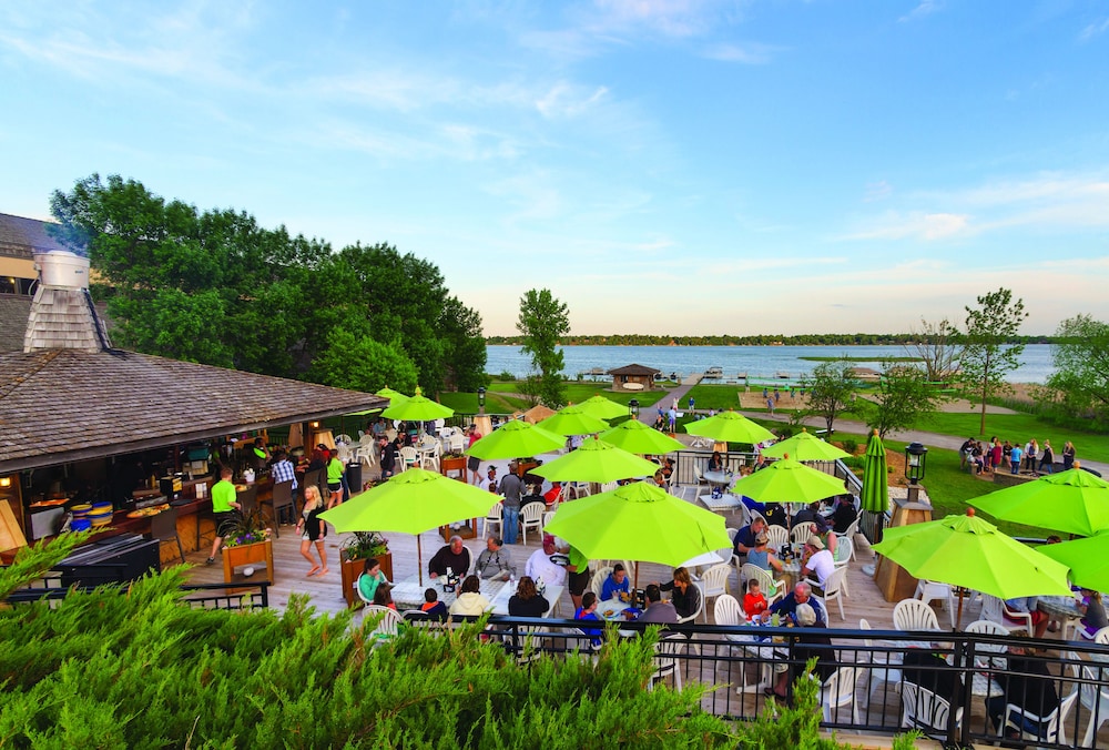 Arrowwood Resort And Conference Center 6/69