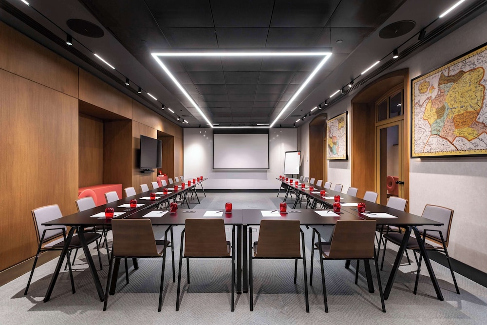 Radisson RED Tbilisi 62/73