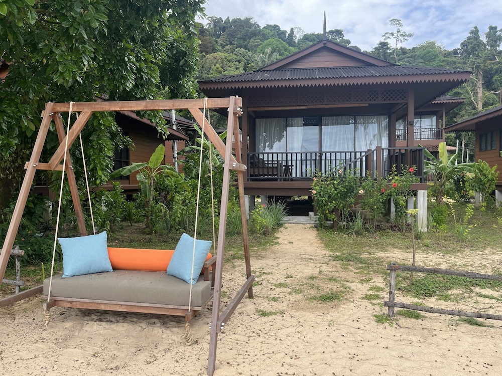 The Boathouse Pulau Tioman 59/63