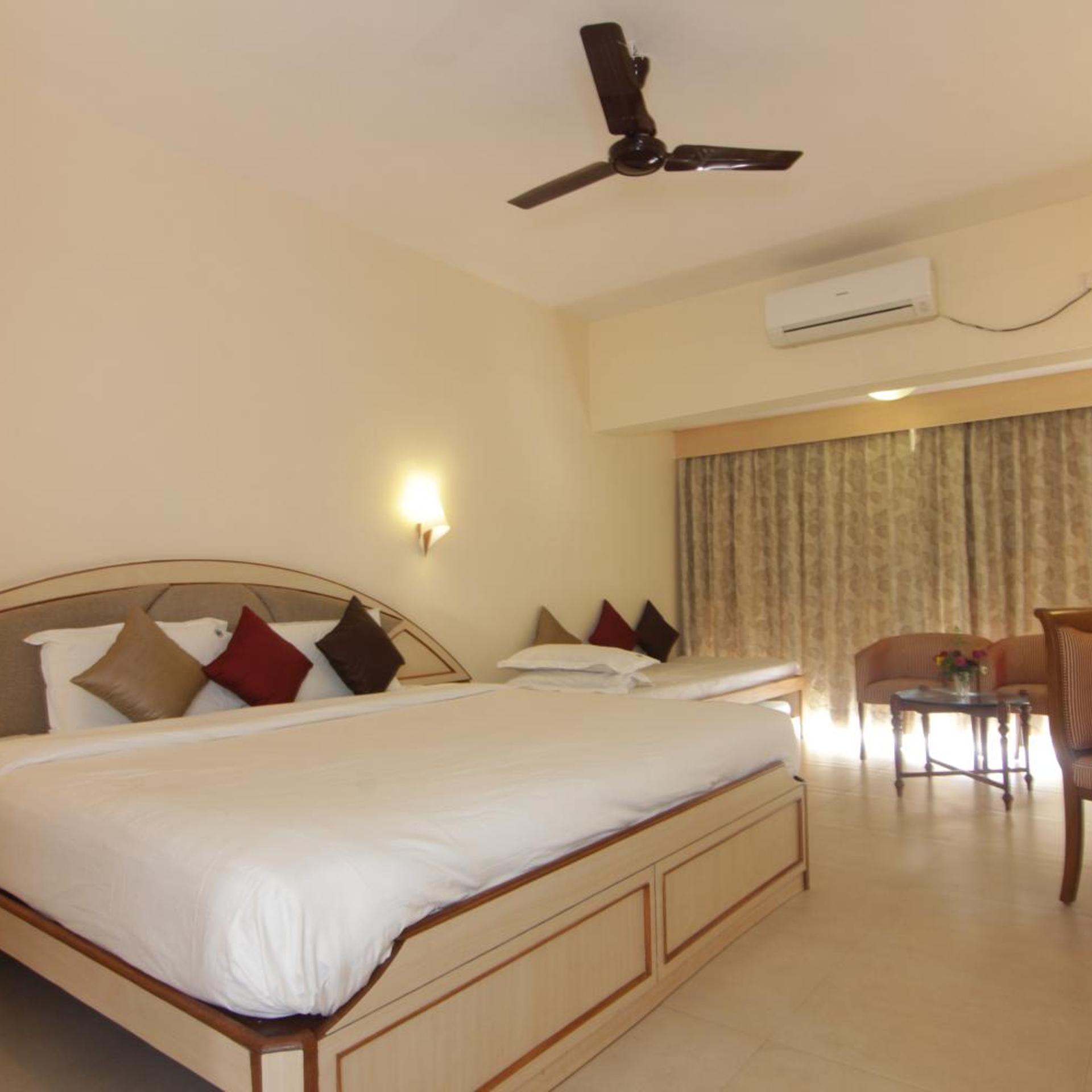 Deluxe, Double Bed
