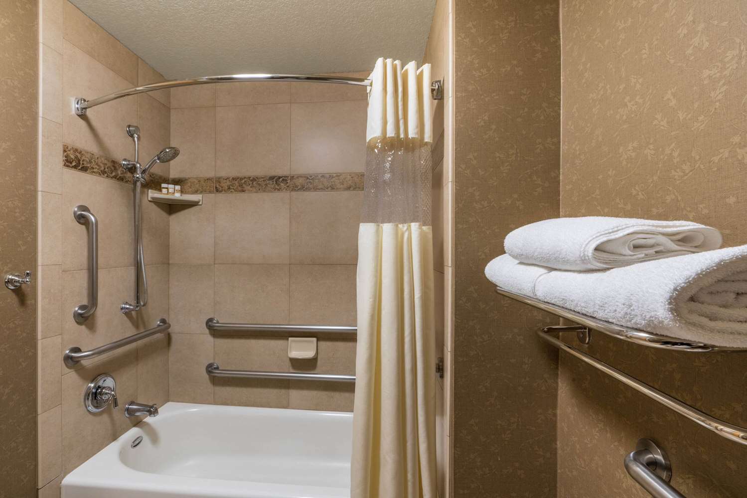 La Quinta Inn and Suites by Wyndham Idaho Falls/Ammon 53/54