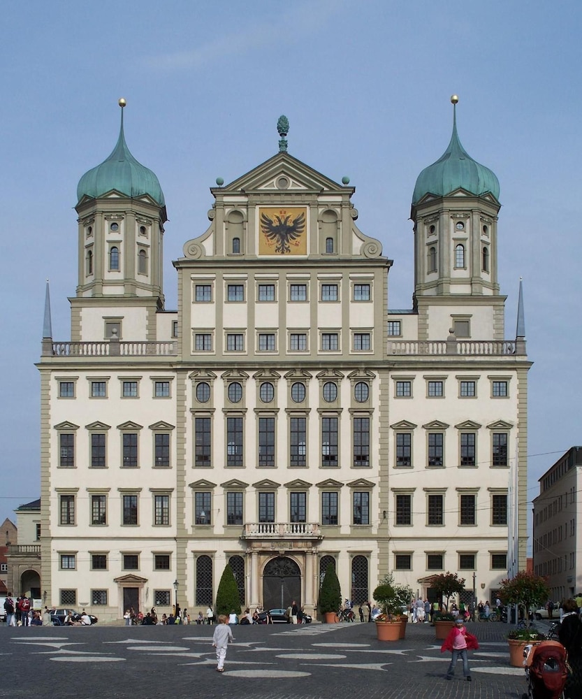Hotel am Rathaus 3/25