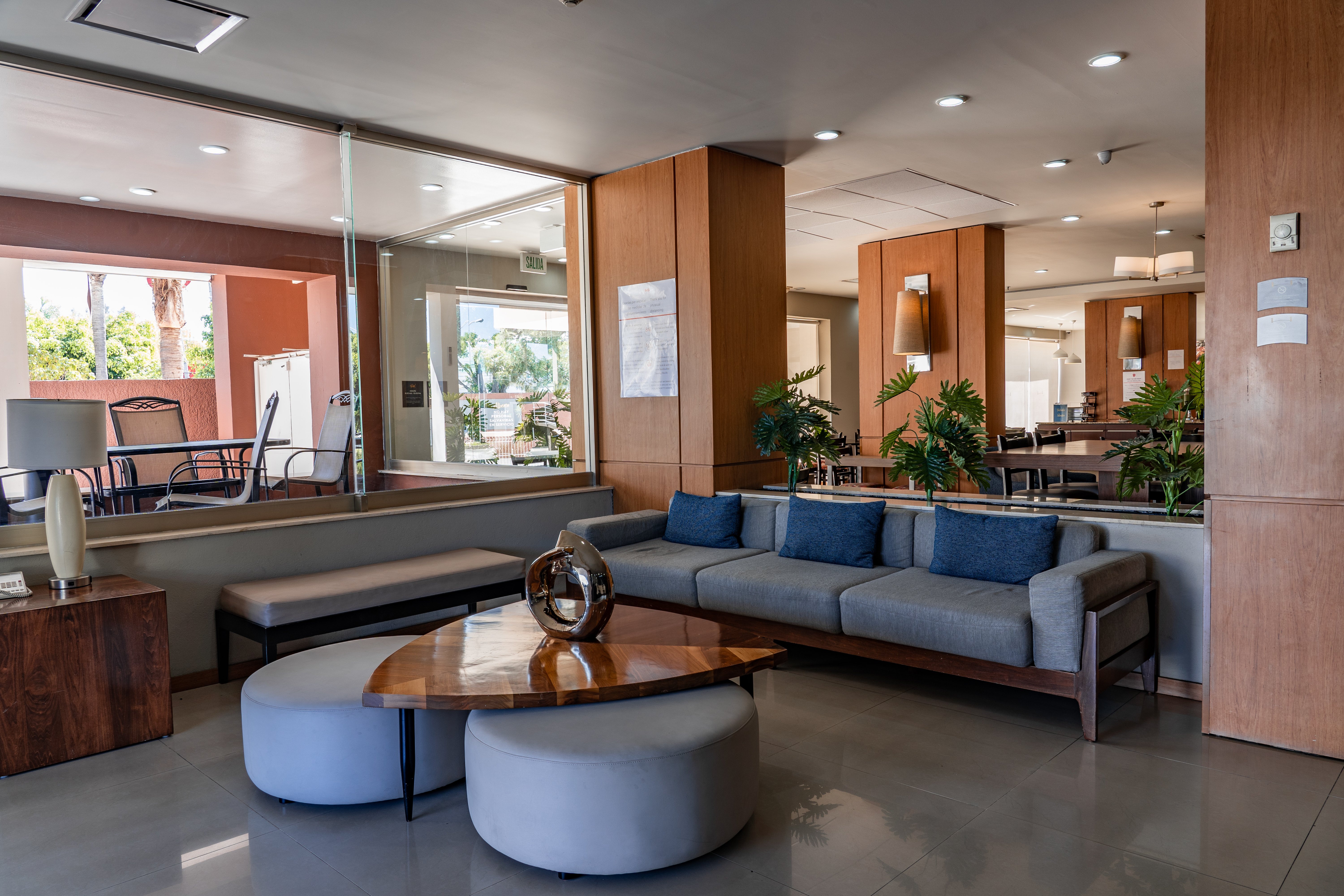Staybridge Suites Guadalajara Expo 28/49