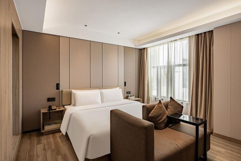 Jimu, Double Bed