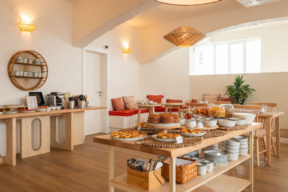 Praia FLH Hotels Ericeira 36/45