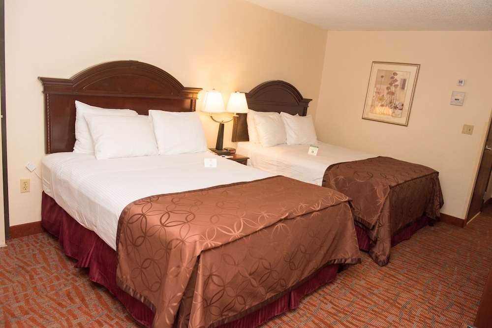 MHO INN and SUITES 9/48