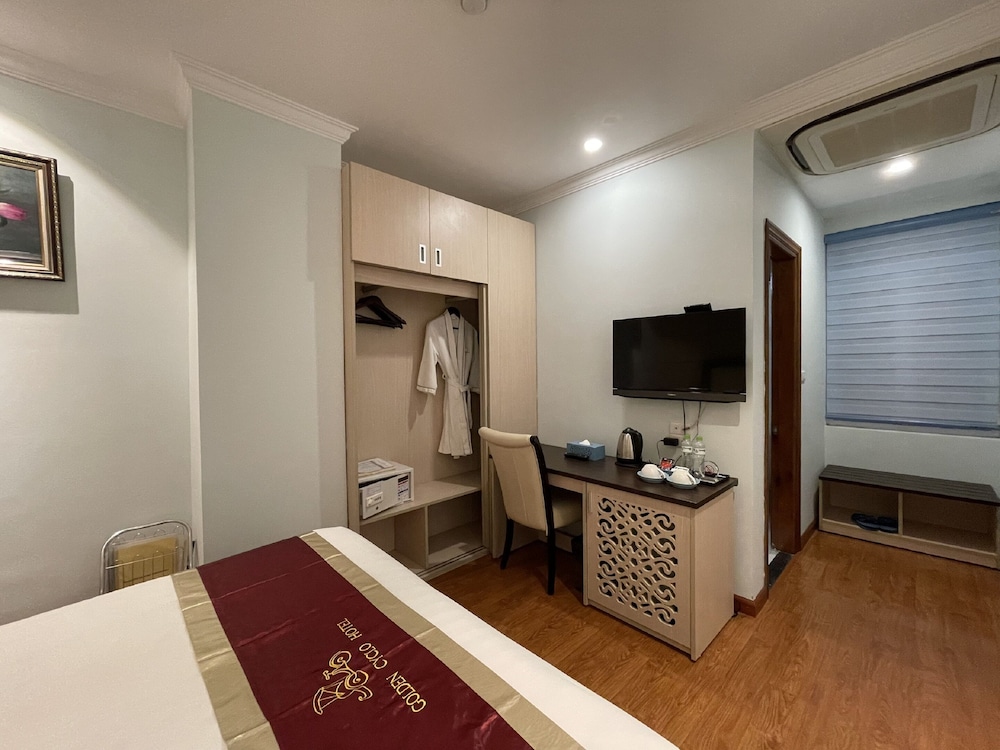 Golden Cyclo Premier Hotel Powered By Fave 42/56
