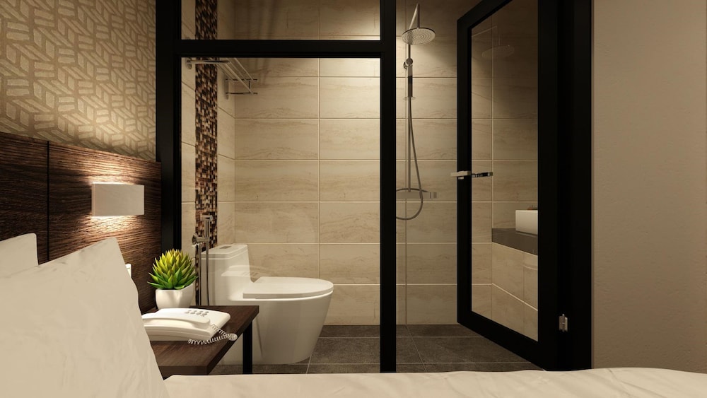 The Square Hotel 15/62