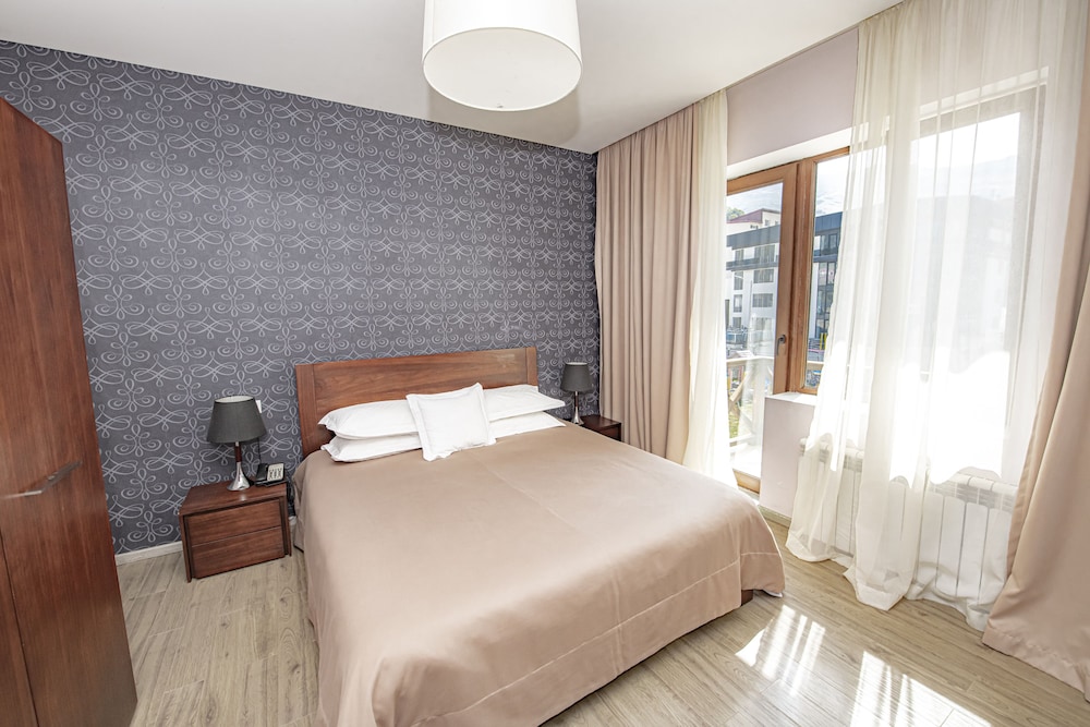 Hotel and SPA Crystal 9/50