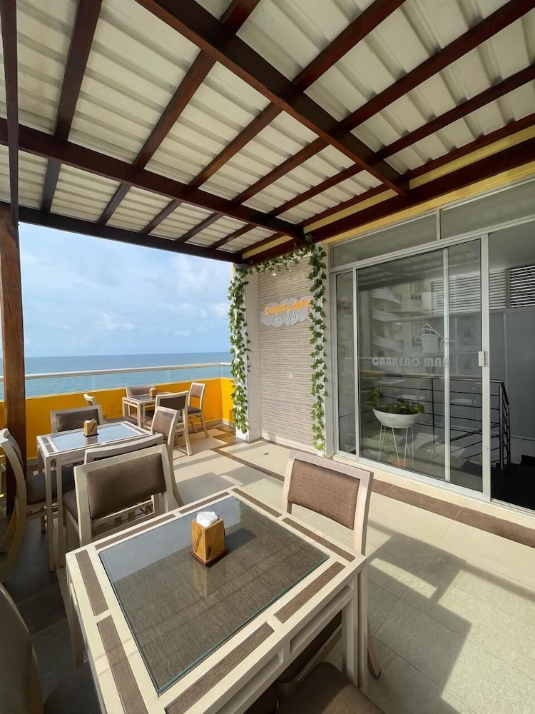 Hotel Cabrero Mar 28/55