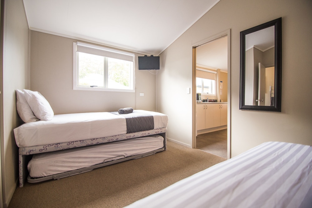 Hastings Top 10 Holiday Park 6/50