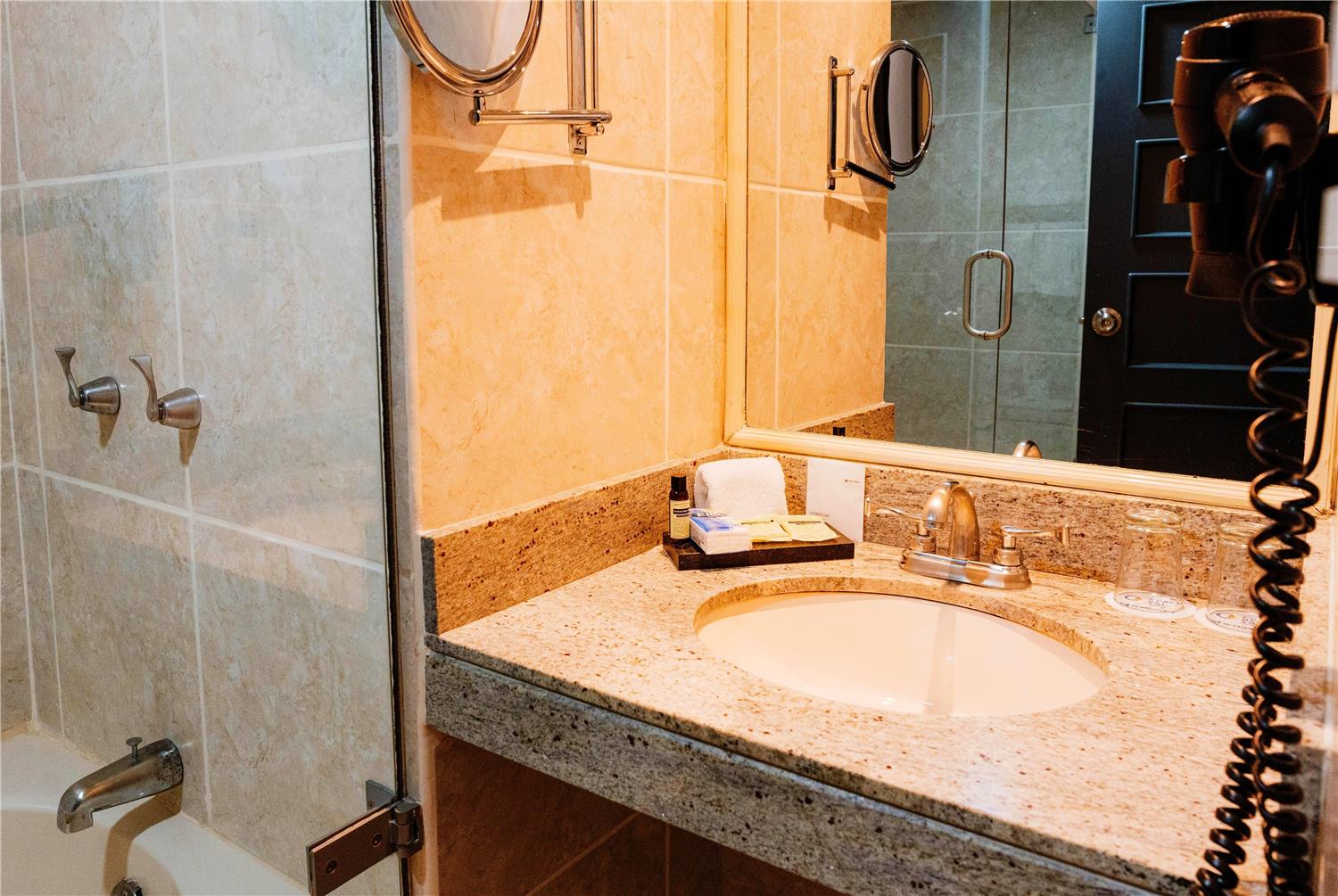Wyndham Costa del Sol Cajamarca 56/57