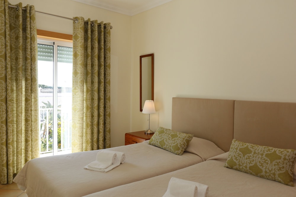 APARTAMENTOS THE OLD VILLAGE BY VILLAGE 4U 22/75