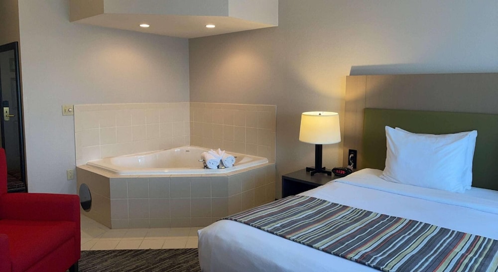 Country Inn & Suites by Radisson, Galena, IL 22/67