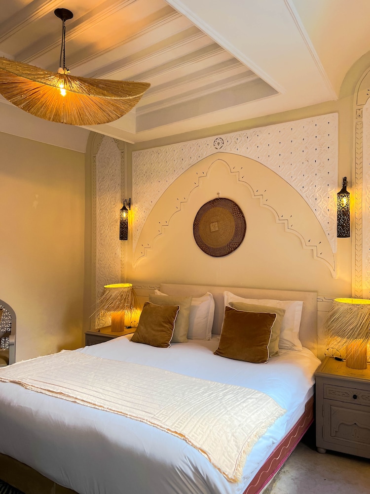 Riad Jonan 18/65