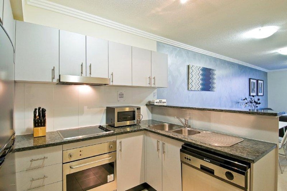 Aqualine Apartments 60/74
