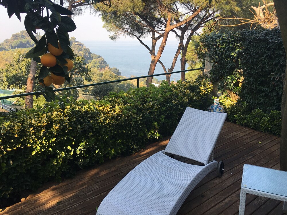 Villa Marinella 53/56