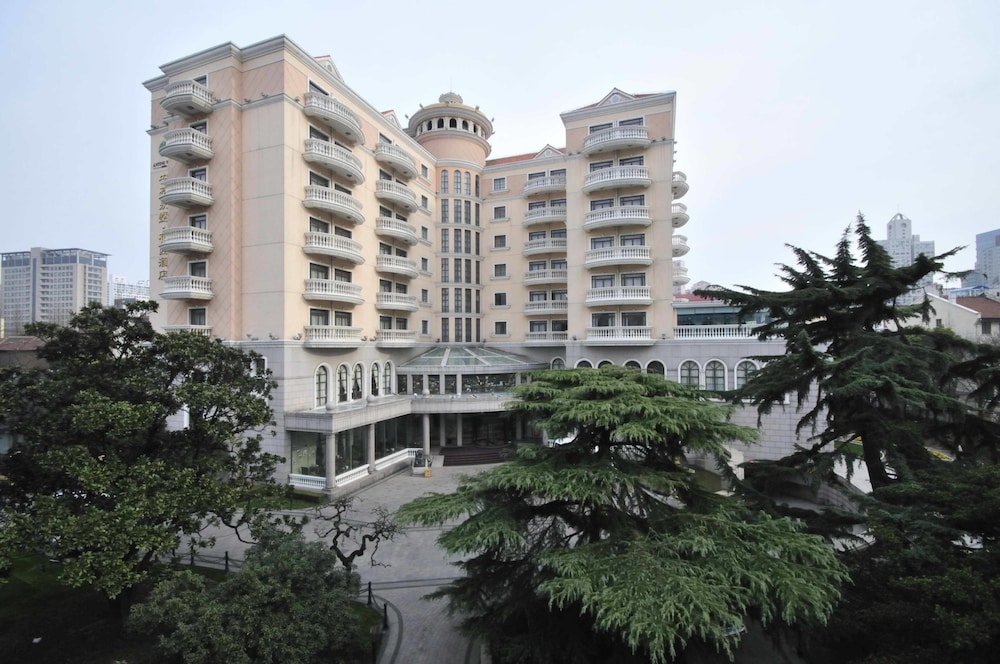 Anting Villa Hotel 3/50