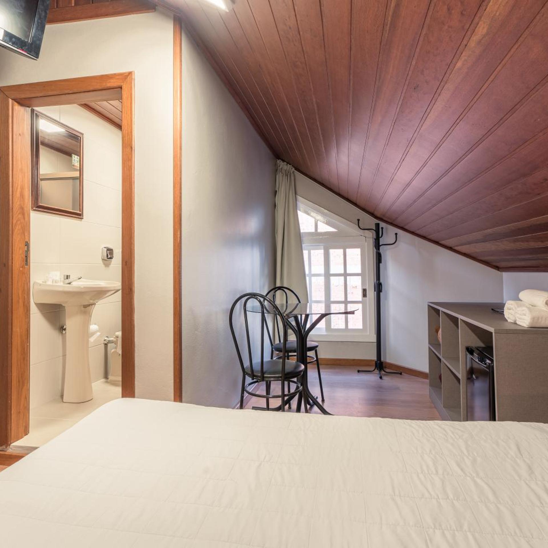 Hotel Mont Blanc 19/37