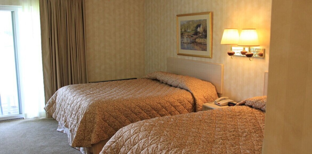 Winnapaug Inn 16/54