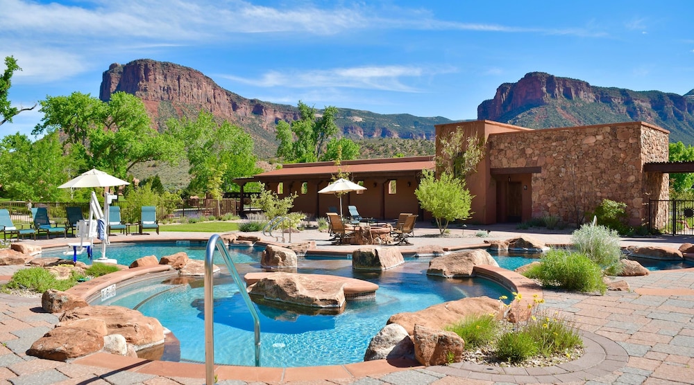 Gateway Canyons 47/50