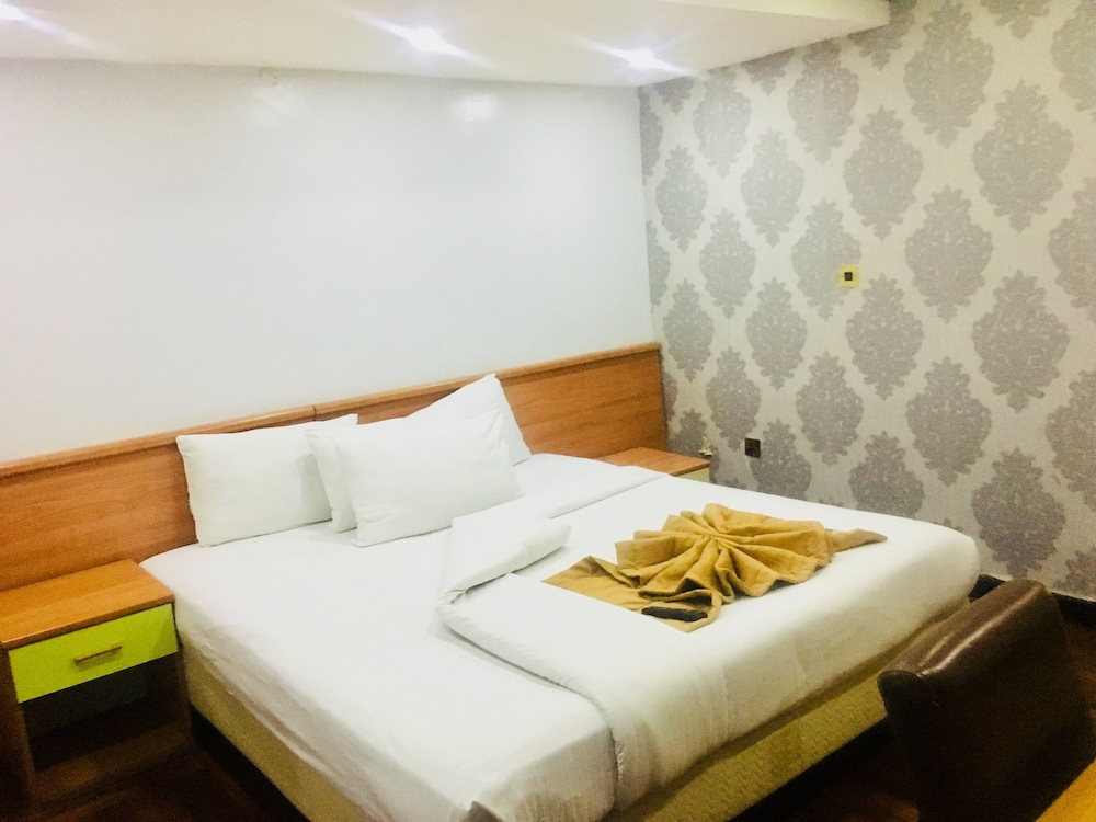 Pelican Hotel Lekki 8/43