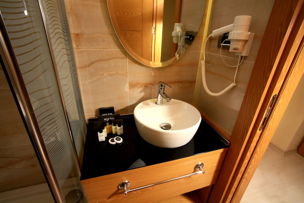 Beyoglu MLS Hotel 49/64