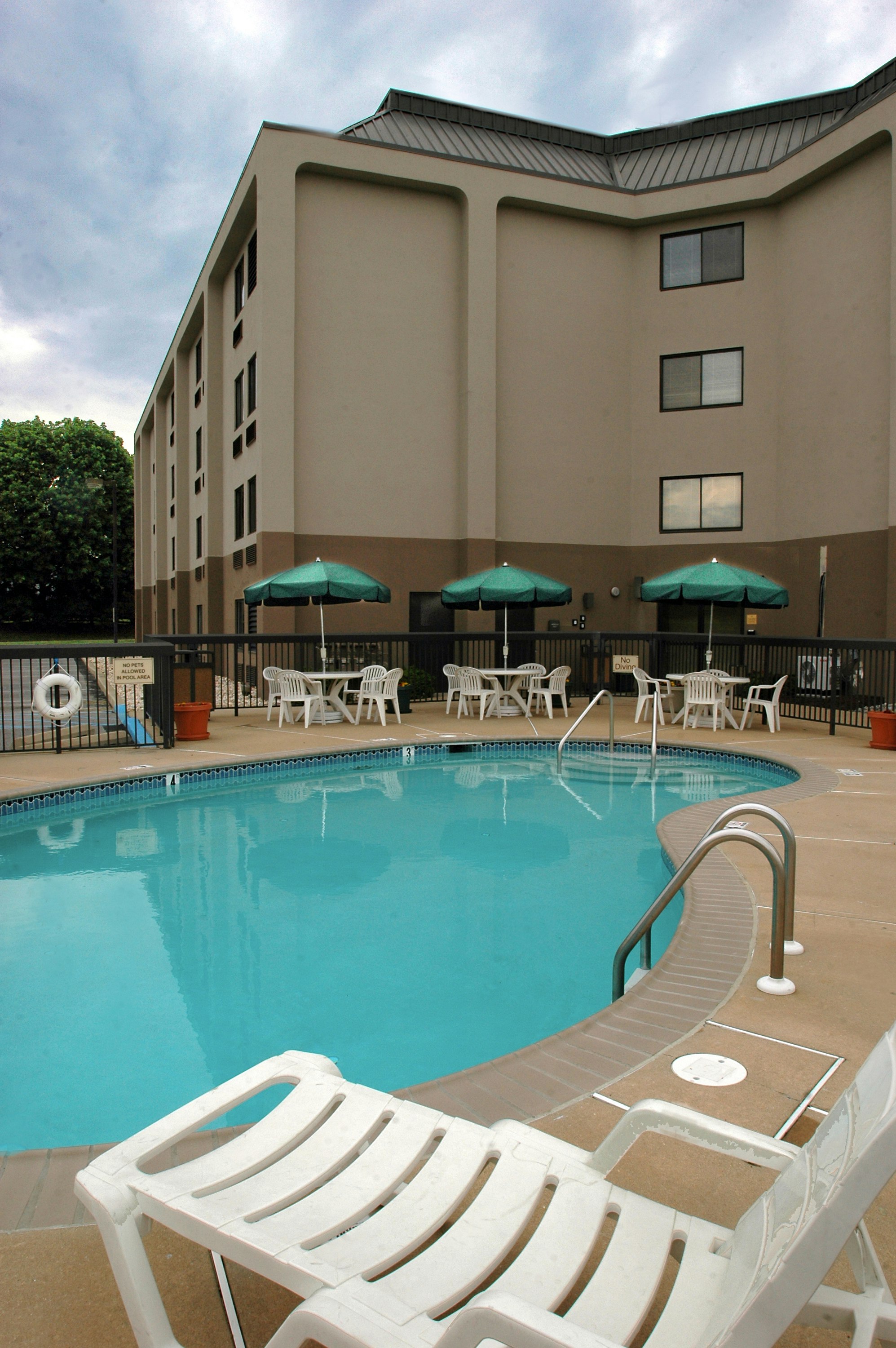 Hampton Inn Downingtown/Exton 4/73
