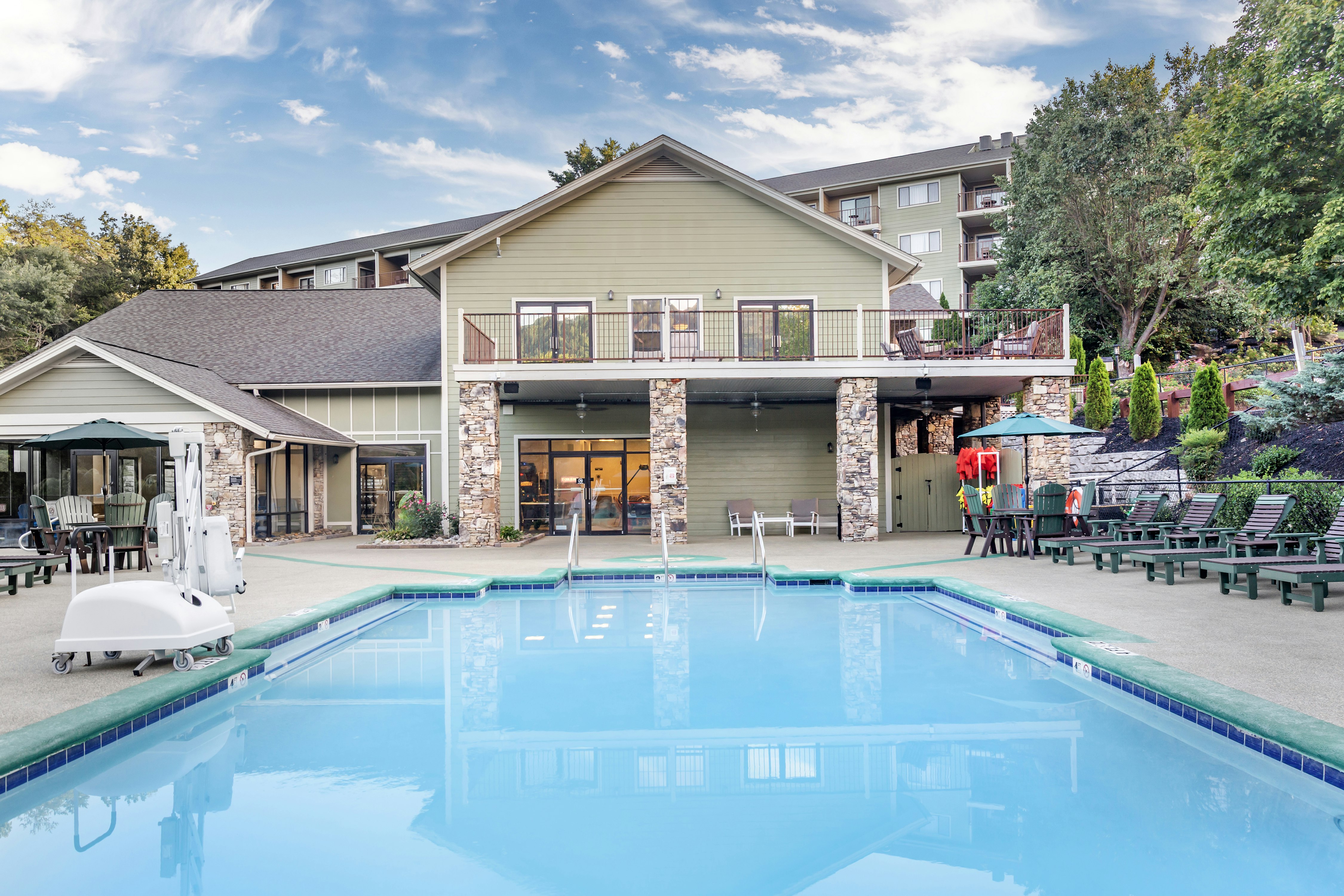 Hilton Vacation Club Laurel Crest Pigeon Forge 3/23