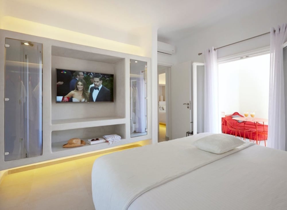 Art Hotel Santorini Adults Only 11/50