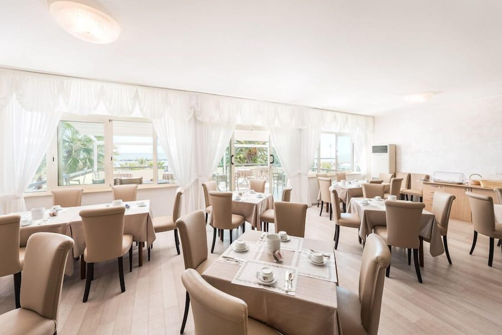 Hotel Poseidon & Nettuno 47/63