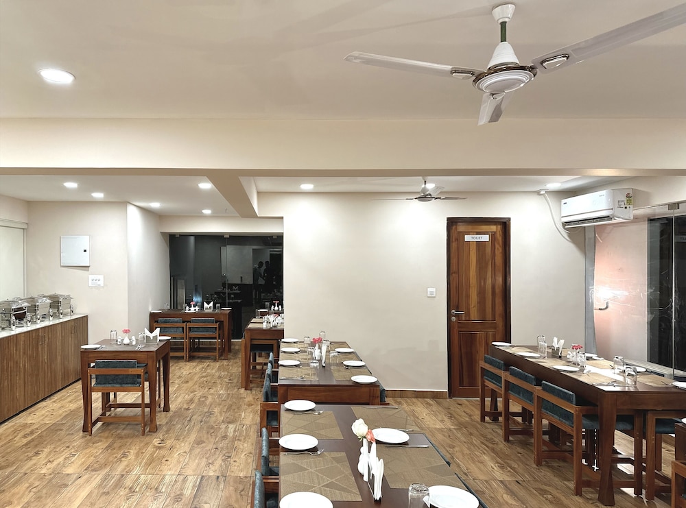 The Habitat Suites 40/50