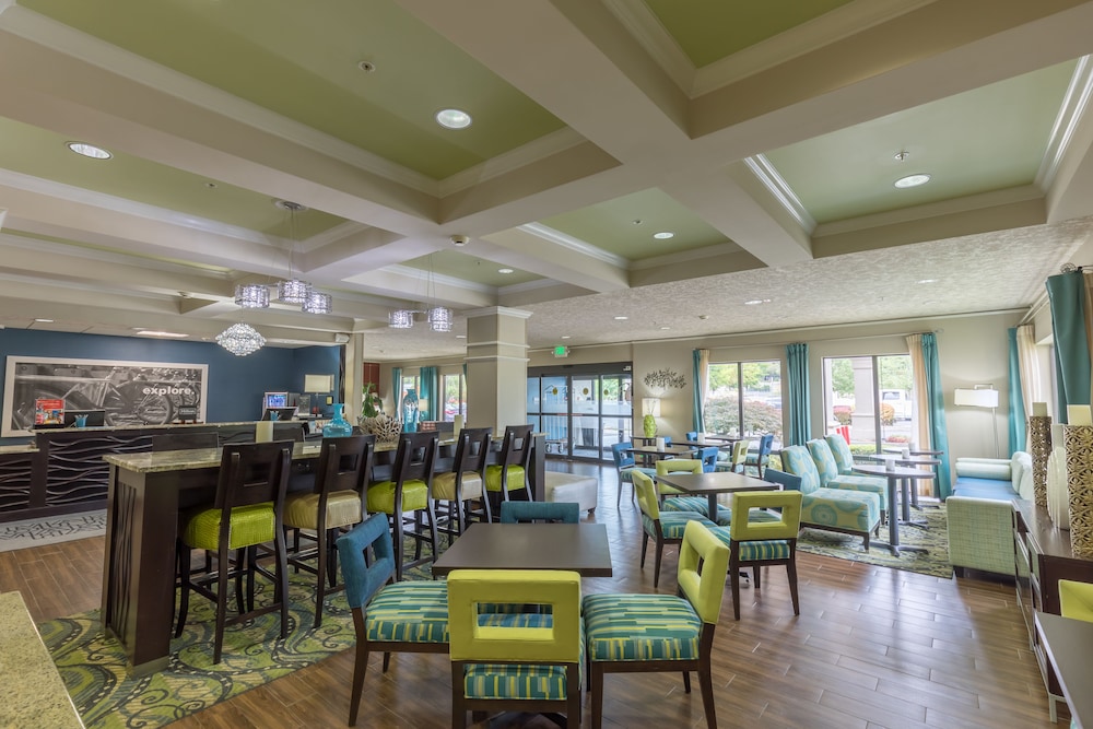 Hampton Inn Eugene 38/51