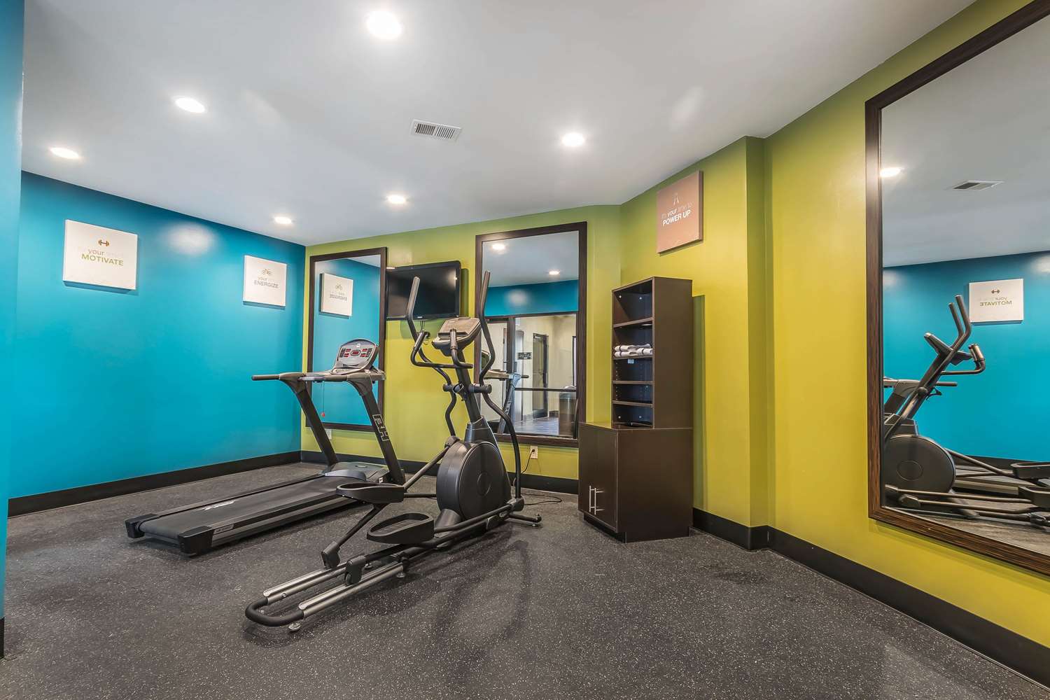 Comfort Inn & Suites Lexington - Hamburg I-75 22/32