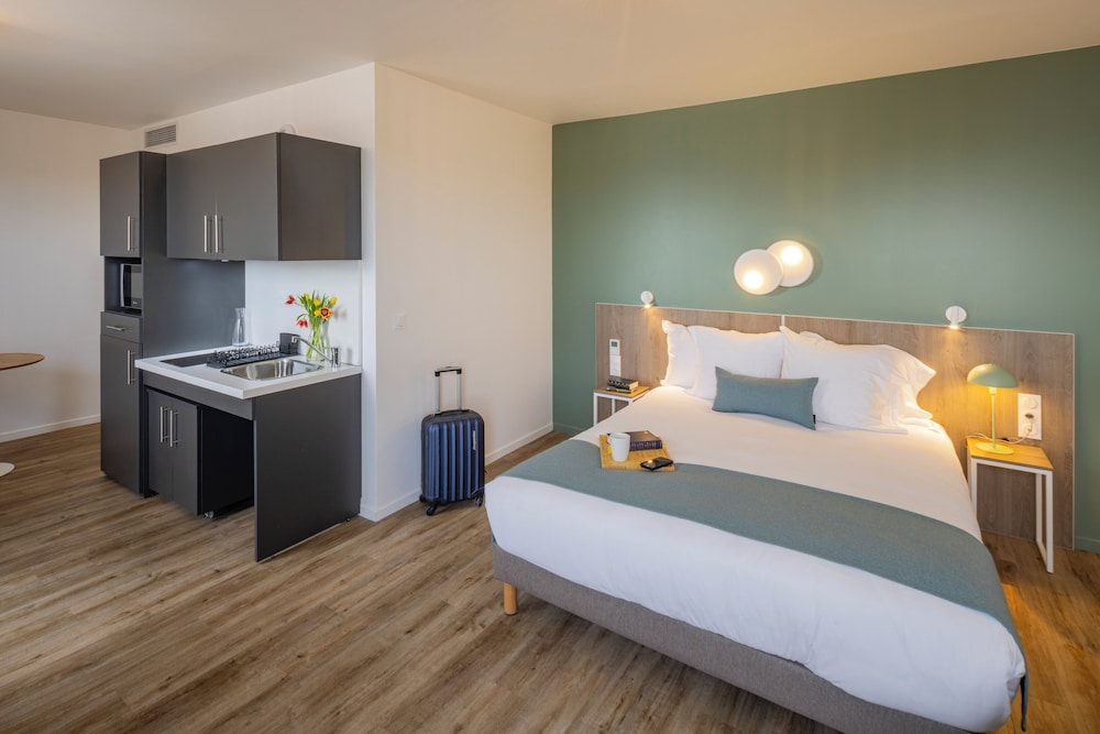 COMFORT, STUDIO, DOUBLE OR TWIN BED